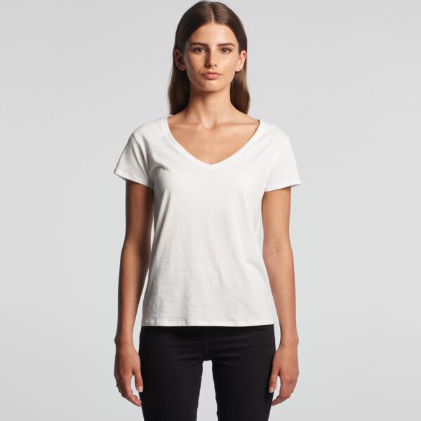 LA BREA V-NECK Thumbnail